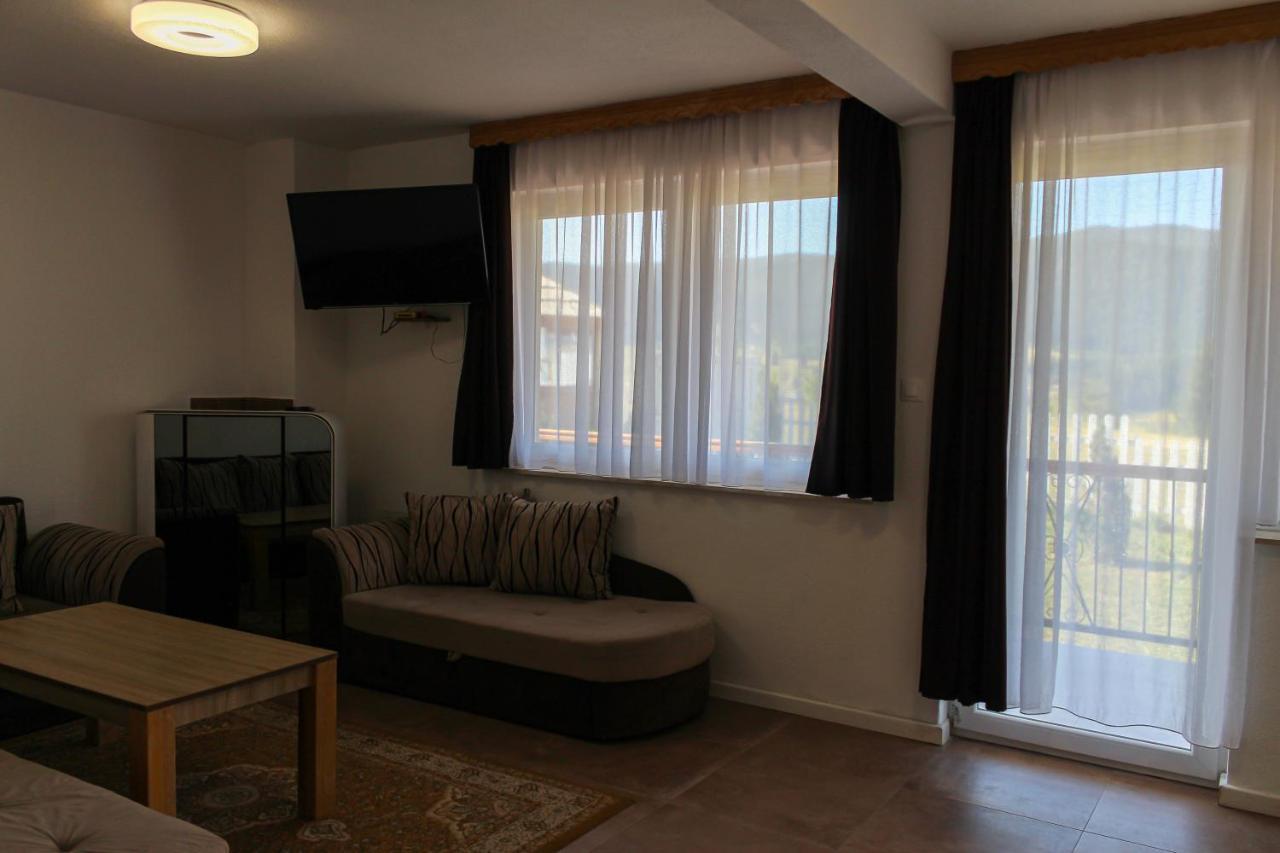 Oaza Mira Hotel & Resort-فندق ومنتجع واحة الهدوء Vlasic Eksteriør bilde