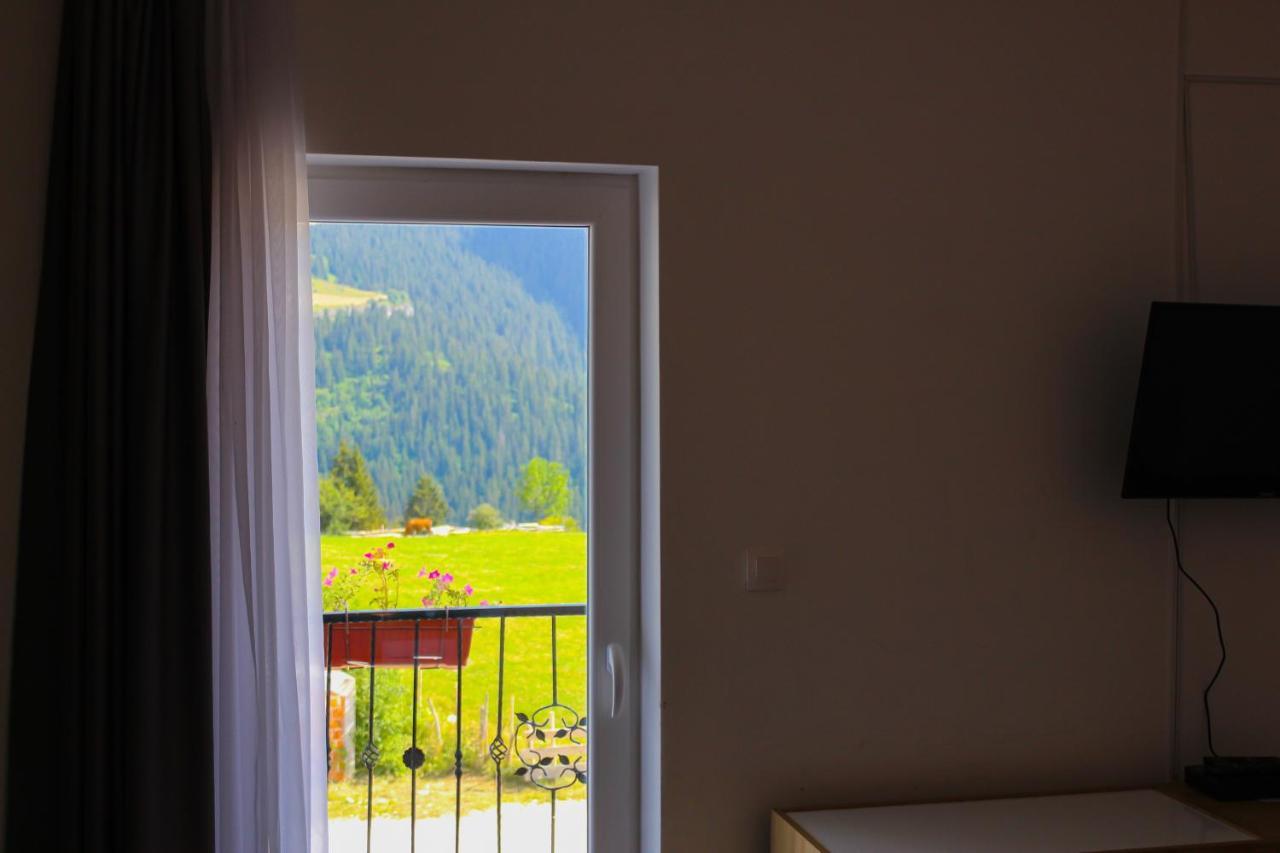 Oaza Mira Hotel & Resort-فندق ومنتجع واحة الهدوء Vlasic Eksteriør bilde