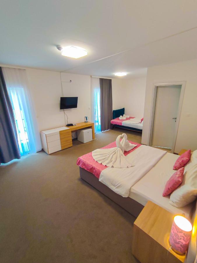 Oaza Mira Hotel & Resort-فندق ومنتجع واحة الهدوء Vlasic Eksteriør bilde